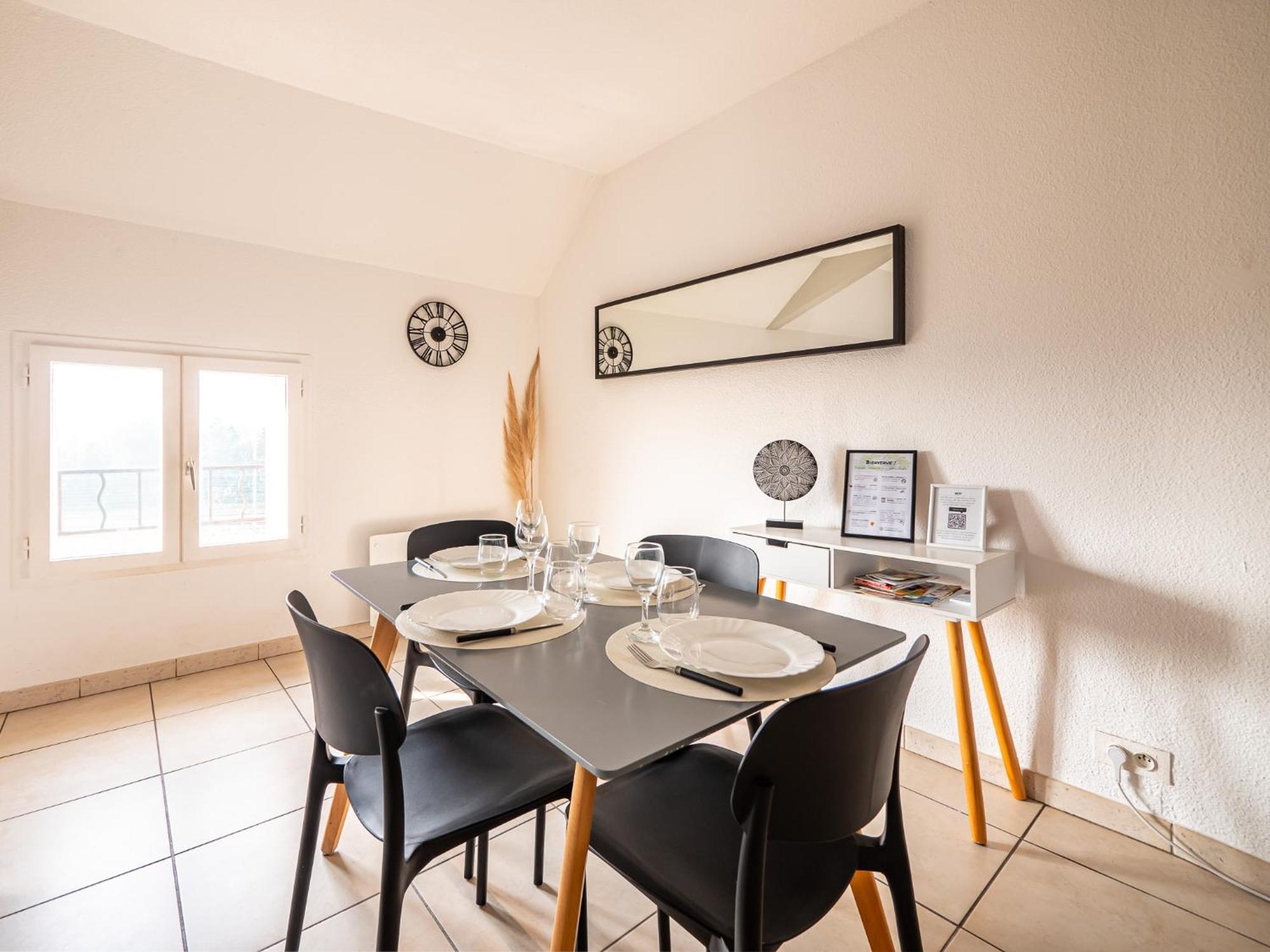 Appartement Chaleureux Avec 2 Grandes Chambres Saint-Rambert-dʼAlbon 外观 照片
