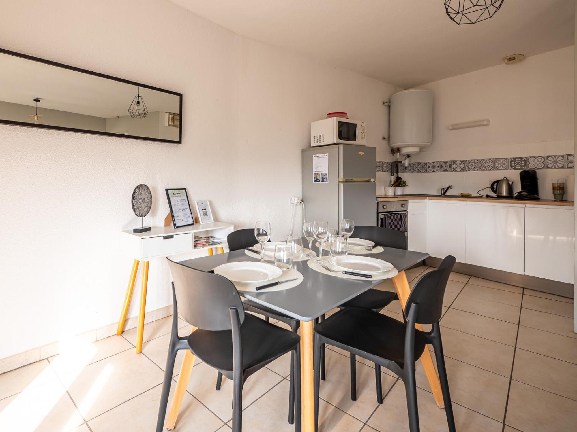 Appartement Chaleureux Avec 2 Grandes Chambres Saint-Rambert-dʼAlbon 外观 照片